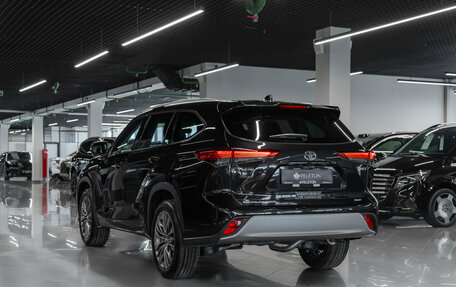 Toyota Highlander, 2026 год, 5 250 000 рублей, 4 фотография