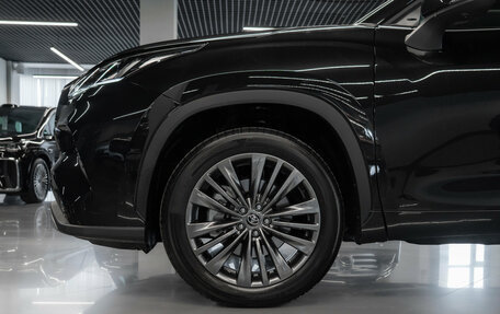 Toyota Highlander, 2026 год, 5 250 000 рублей, 32 фотография