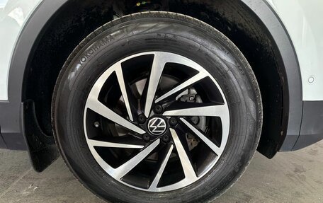 Volkswagen Tiguan II, 2018 год, 2 090 000 рублей, 21 фотография