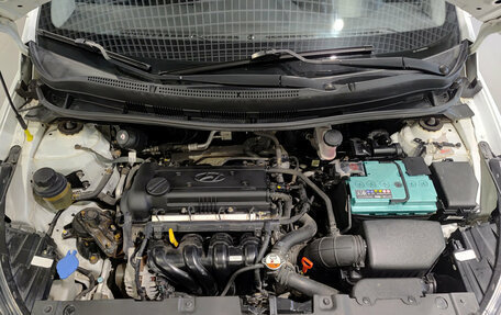 Hyundai Solaris II рестайлинг, 2013 год, 960 000 рублей, 13 фотография