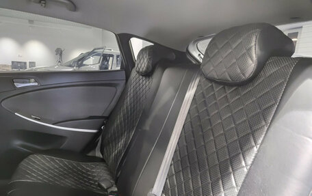 Hyundai Solaris II рестайлинг, 2013 год, 960 000 рублей, 16 фотография