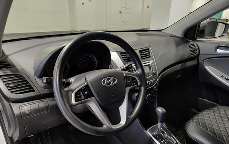 Hyundai Solaris II рестайлинг, 2013 год, 960 000 рублей, 20 фотография