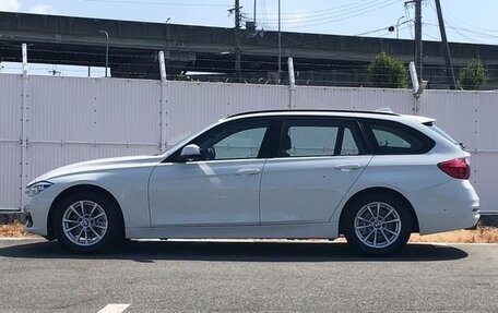 BMW 3 серия, 2018 год, 1 350 000 рублей, 2 фотография
