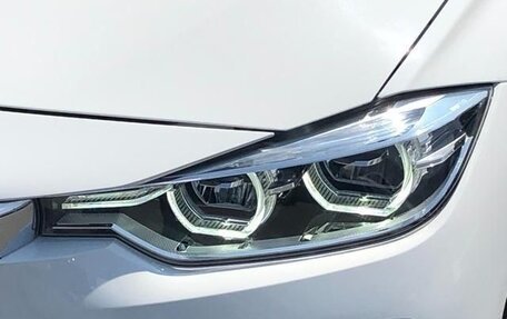 BMW 3 серия, 2018 год, 1 350 000 рублей, 10 фотография