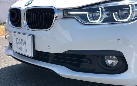 BMW 3 серия, 2018 год, 1 350 000 рублей, 9 фотография