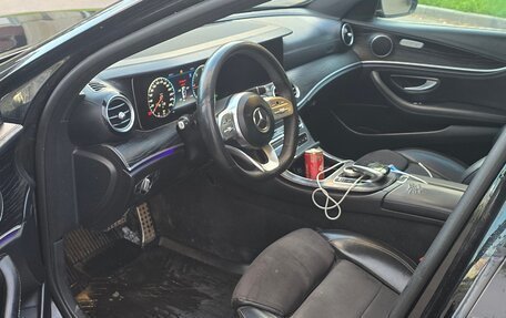 Mercedes-Benz E-Класс, 2018 год, 2 700 000 рублей, 8 фотография
