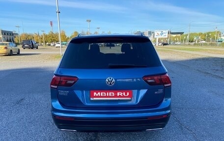 Volkswagen Tiguan II, 2018 год, 2 149 000 рублей, 5 фотография