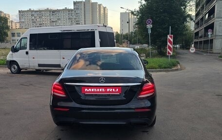 Mercedes-Benz E-Класс, 2018 год, 2 700 000 рублей, 5 фотография