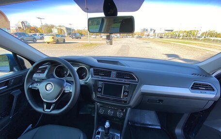 Volkswagen Tiguan II, 2018 год, 2 149 000 рублей, 12 фотография
