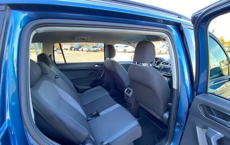 Volkswagen Tiguan II, 2018 год, 2 149 000 рублей, 14 фотография