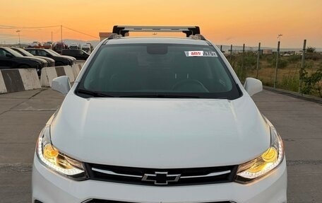 Chevrolet Trax, 2022 год, 1 520 000 рублей, 2 фотография