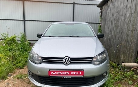 Volkswagen Polo VI (EU Market), 2012 год, 542 000 рублей, 2 фотография