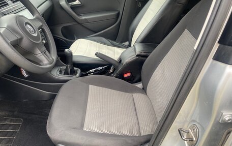 Volkswagen Polo VI (EU Market), 2012 год, 542 000 рублей, 26 фотография