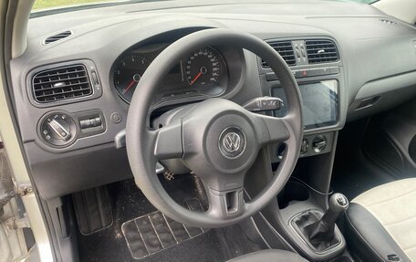 Volkswagen Polo VI (EU Market), 2012 год, 542 000 рублей, 27 фотография