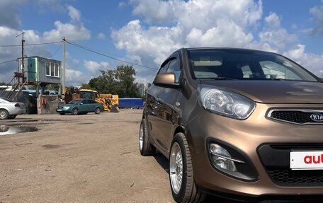KIA Picanto II, 2011 год, 900 000 рублей, 3 фотография