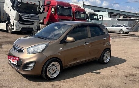 KIA Picanto II, 2011 год, 900 000 рублей, 11 фотография