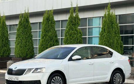 Skoda Octavia, 2017 год, 1 495 000 рублей, 3 фотография