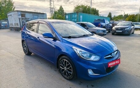 Hyundai Solaris II рестайлинг, 2011 год, 699 000 рублей, 3 фотография