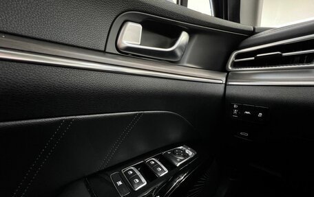 KIA K5, 2020 год, 3 050 000 рублей, 30 фотография