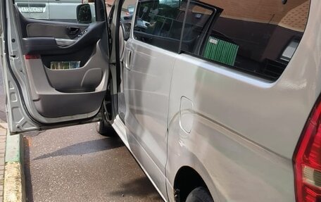 Hyundai Grand Starex Grand Starex I рестайлинг 2, 2009 год, 1 350 000 рублей, 6 фотография