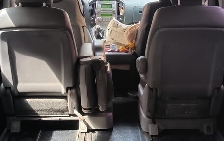 Hyundai Grand Starex Grand Starex I рестайлинг 2, 2009 год, 1 350 000 рублей, 9 фотография