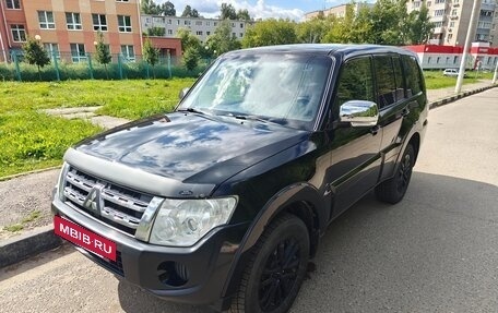 Mitsubishi Pajero IV, 2013 год, 1 300 000 рублей, 2 фотография