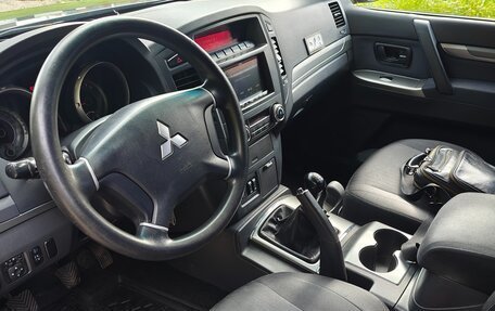 Mitsubishi Pajero IV, 2013 год, 1 300 000 рублей, 10 фотография