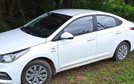 Hyundai Solaris II рестайлинг, 2019 год, 1 750 000 рублей, 8 фотография