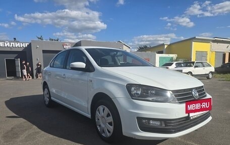 Volkswagen Polo VI (EU Market), 2017 год, 1 000 000 рублей, 18 фотография