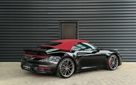Porsche 911, 2022 год, 15 990 000 рублей, 10 фотография