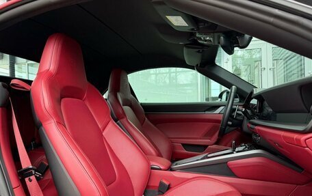 Porsche 911, 2022 год, 15 990 000 рублей, 22 фотография