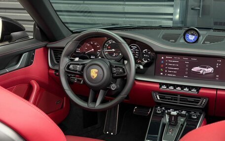 Porsche 911, 2022 год, 15 990 000 рублей, 25 фотография