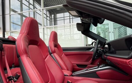 Porsche 911, 2022 год, 15 990 000 рублей, 23 фотография