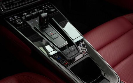 Porsche 911, 2022 год, 15 990 000 рублей, 26 фотография