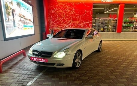 Mercedes-Benz CLS, 2005 год, 830 000 рублей, 2 фотография