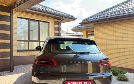 Porsche Macan I рестайлинг, 2018 год, 4 000 000 рублей, 5 фотография