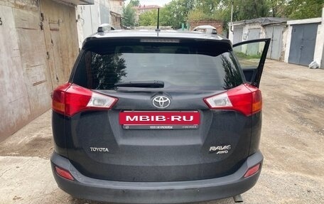 Toyota RAV4, 2013 год, 2 250 000 рублей, 2 фотография