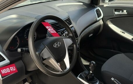 Hyundai Solaris II рестайлинг, 2013 год, 649 000 рублей, 14 фотография