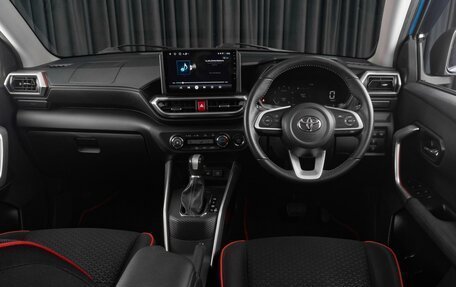 Toyota Raize I, 2021 год, 1 770 000 рублей, 8 фотография