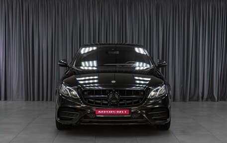 Mercedes-Benz E-Класс, 2018 год, 3 749 000 рублей, 3 фотография