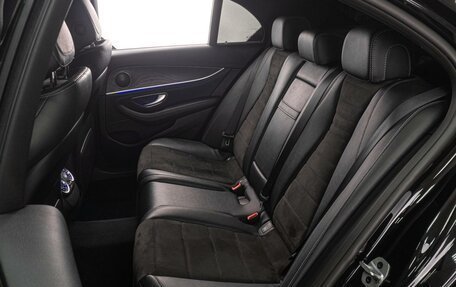 Mercedes-Benz E-Класс, 2018 год, 3 749 000 рублей, 18 фотография