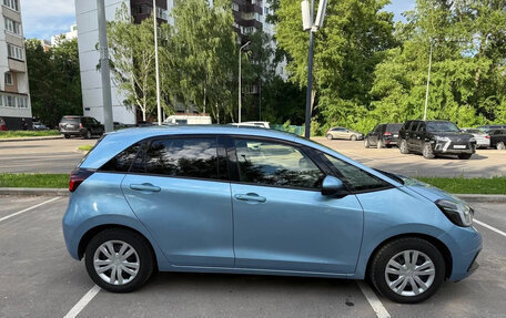 Honda Fit, 2022 год, 1 075 000 рублей, 4 фотография