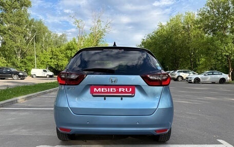 Honda Fit, 2022 год, 1 075 000 рублей, 7 фотография