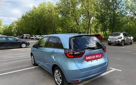 Honda Fit, 2022 год, 1 075 000 рублей, 5 фотография