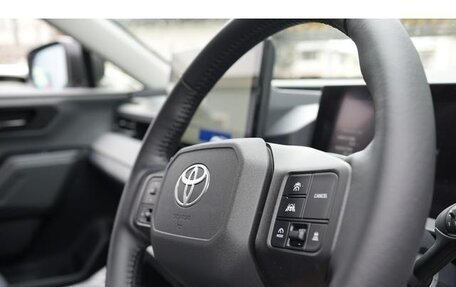 Toyota RAV4, 2026 год, 8 100 000 рублей, 12 фотография