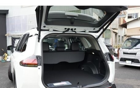 Toyota RAV4, 2026 год, 8 100 000 рублей, 18 фотография