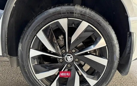 Skoda Karoq I, 2023 год, 1 800 004 рублей, 26 фотография