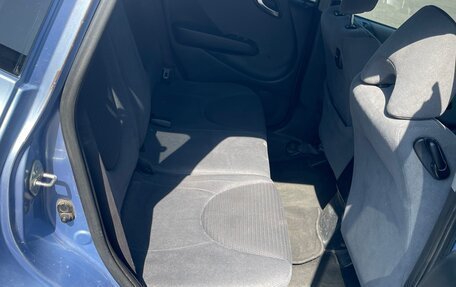 Honda Fit III, 2003 год, 190 000 рублей, 8 фотография