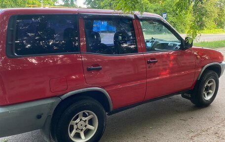 Nissan Terrano II рестайлинг, 1994 год, 425 000 рублей, 5 фотография