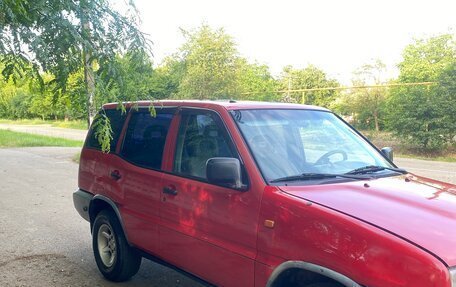 Nissan Terrano II рестайлинг, 1994 год, 425 000 рублей, 3 фотография
